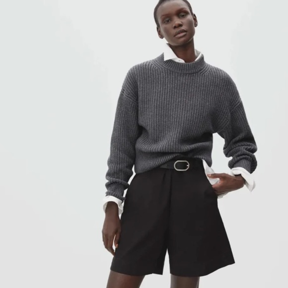 Everlane Sweaters - Everlane Gray Crew Neck Sweater
